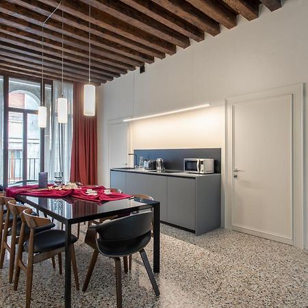 Palazzo Venere Apartments Venesia Bagian luar foto