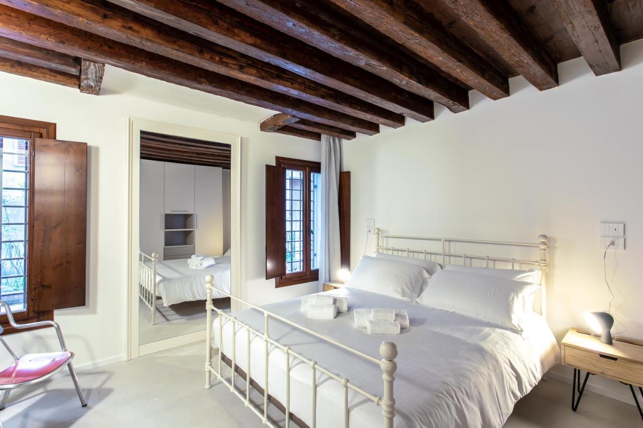 Palazzo Venere Apartments Venesia Bagian luar foto