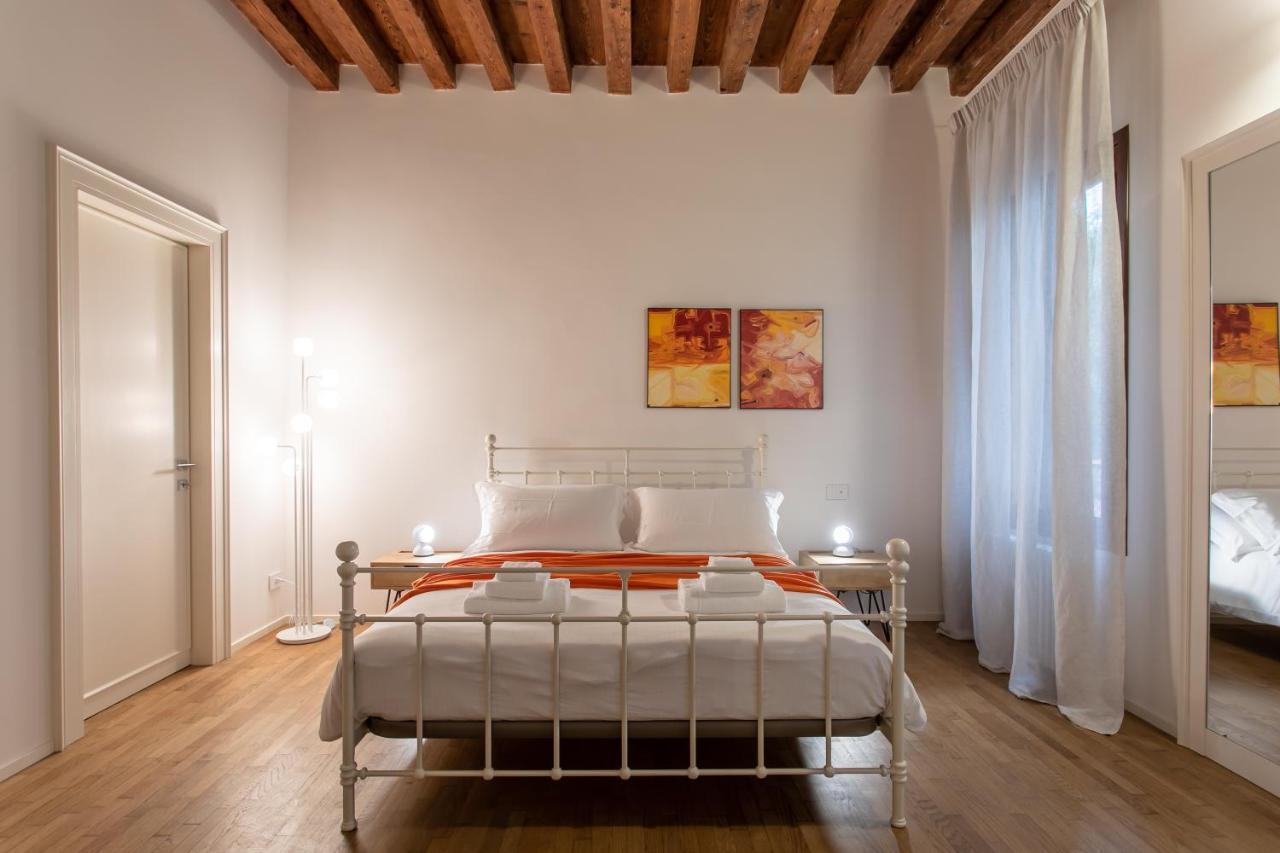Palazzo Venere Apartments Venesia Bagian luar foto