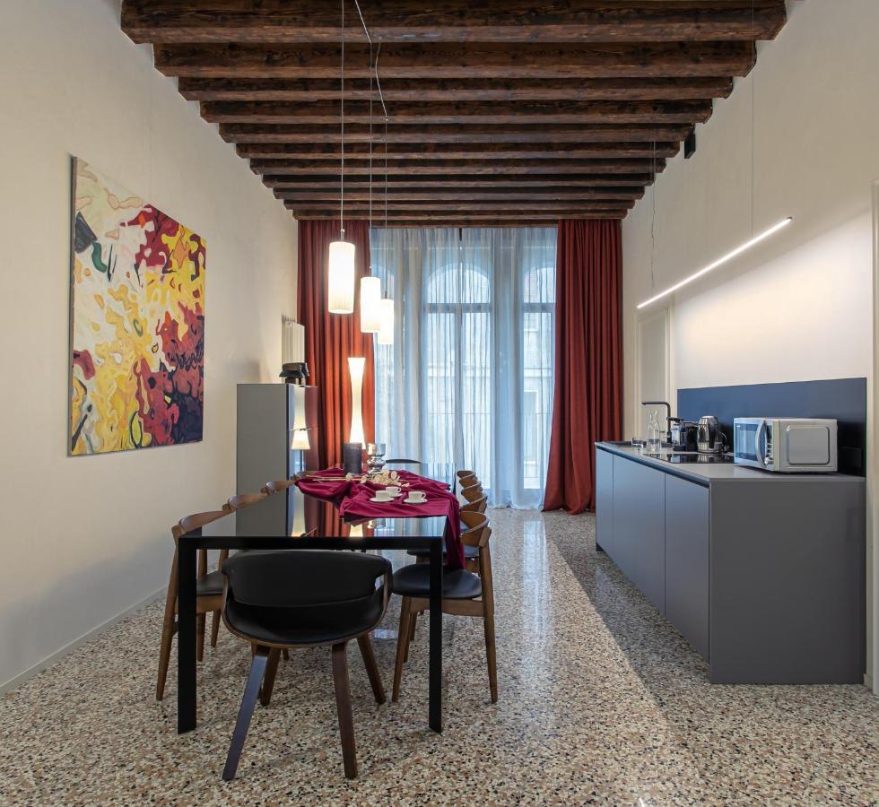 Palazzo Venere Apartments Venesia Bagian luar foto