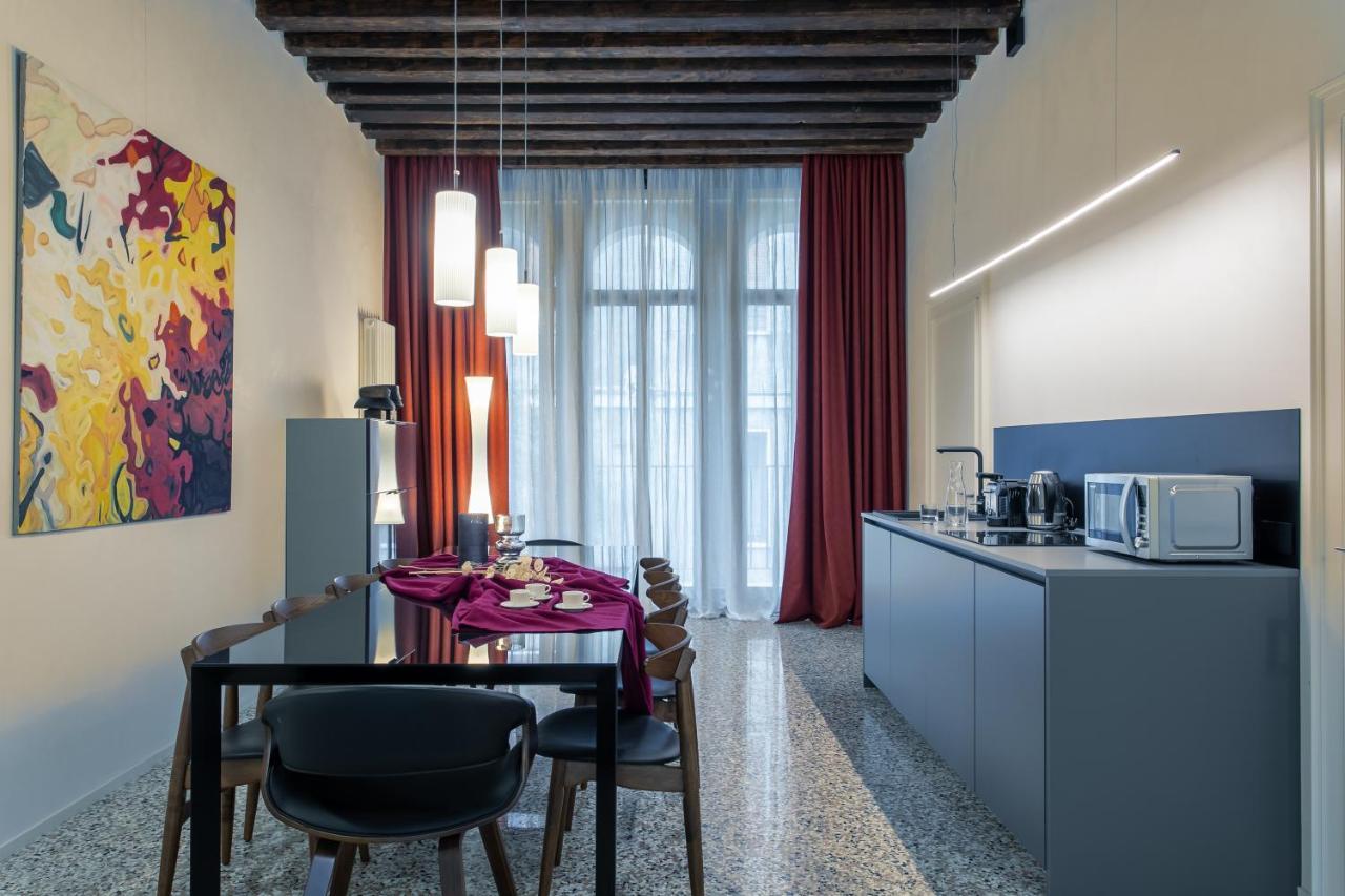 Palazzo Venere Apartments Venesia Bagian luar foto
